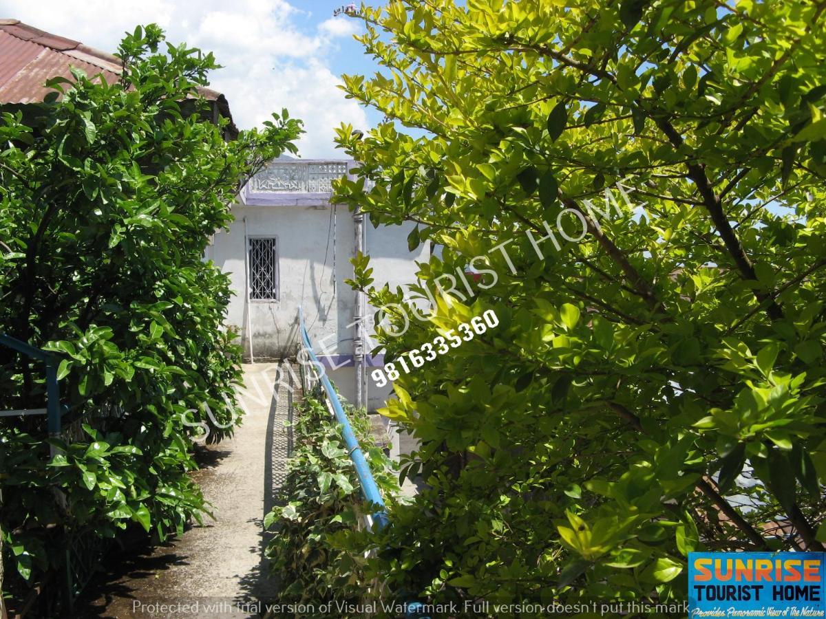 Sunrise Tourist Home Дармсала Экстерьер фото